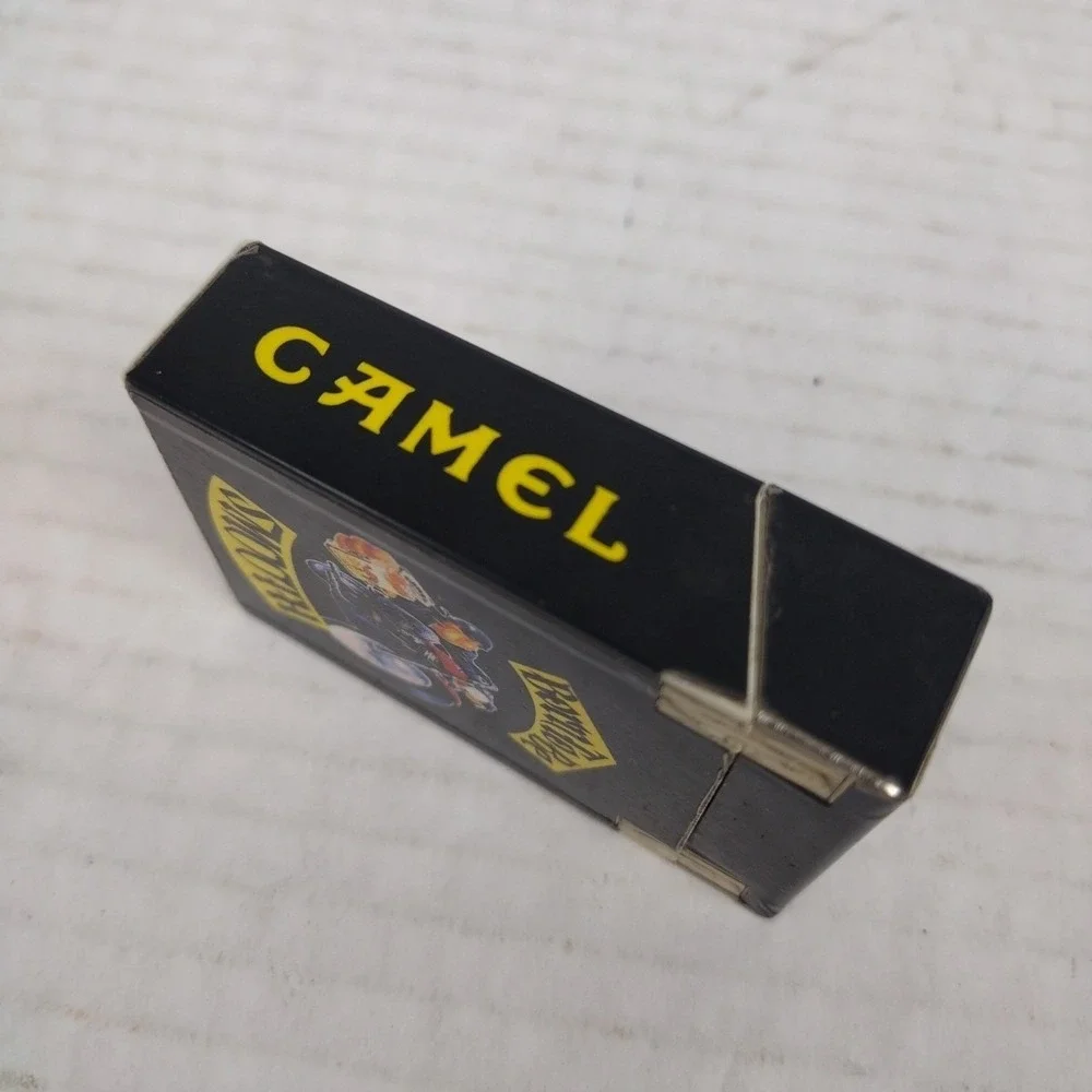 VTG CAMEL Y2K Motorcycle Joe 90's Born to be Smooth Black Flip-Top Lighter